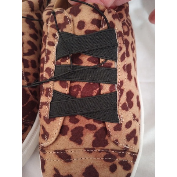 Lane Bryant Leopard Cheetah Sneakers 7.5W NWT - Picture 4 of 12